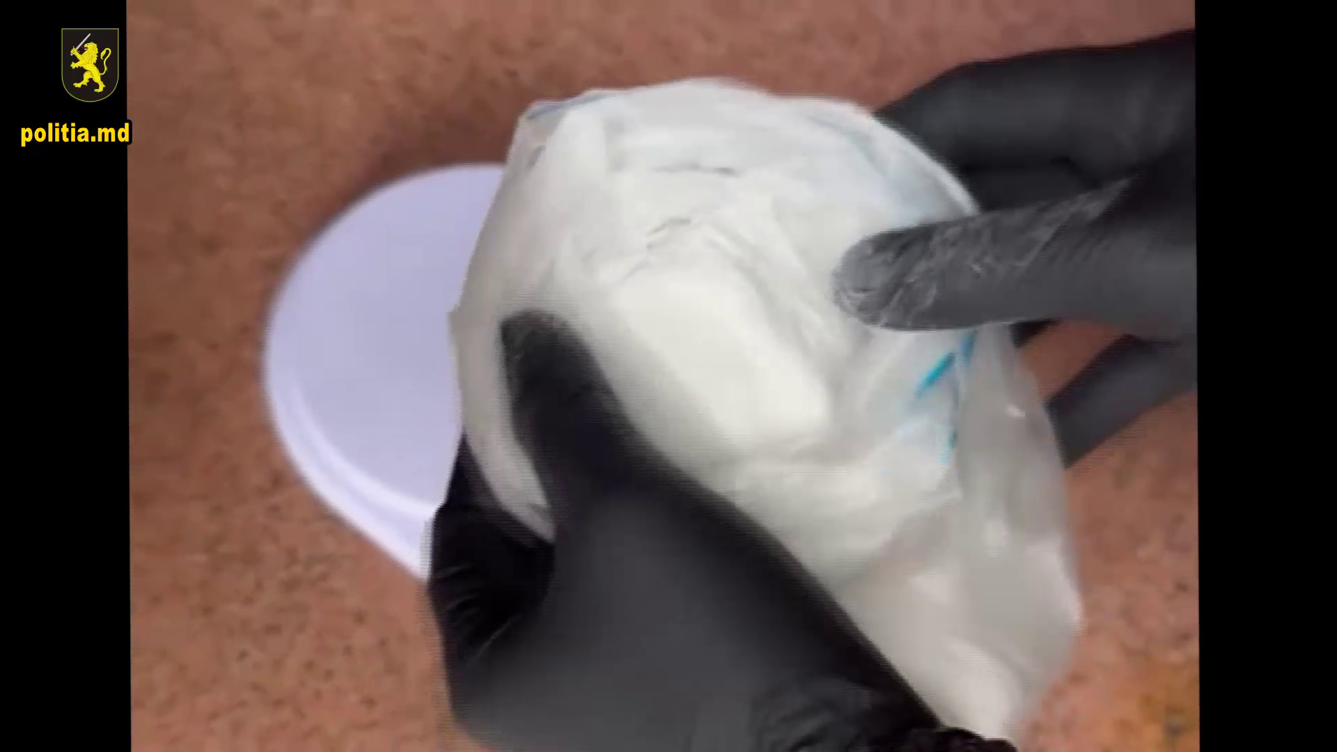 Prins cu” cocaină”. Suspectul riscă până la 15 ani de închisoare